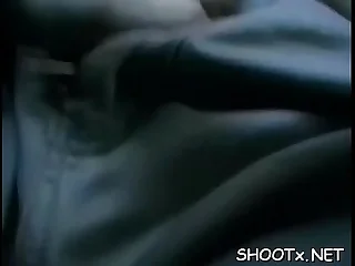 Hung clothes-horse fucks his girlfriend whilst she gasps and screams