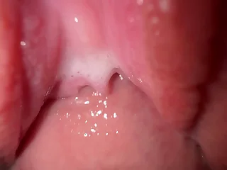 Extremely close here fuck tight teen pussy&comma; Amazing creamy pussy