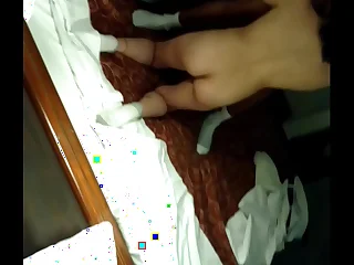 Conoci a Una Estudiante Delgada del Colegio que quiere que le ense&ntilde;e todos los secretos en la Intimidad y Placer extremo&period; Escuchen y vean como cuesta penetrarla&period; Estrecha y hermosa experiencia