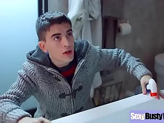 Floozy Wife &lpar;Leigh Darby&rpar; With Big Melon Boobs Hard Banged video-18