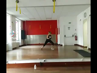 Doll Bo Gym Etirements