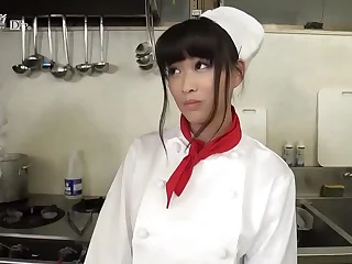 ファミレスで働くトロイ主婦 1