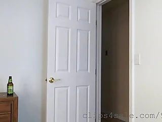 Up Caught Wide of Mummy